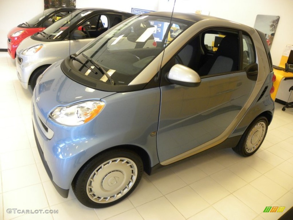 2011 fortwo pure coupe - Light Blue Metallic / Gray photo #2