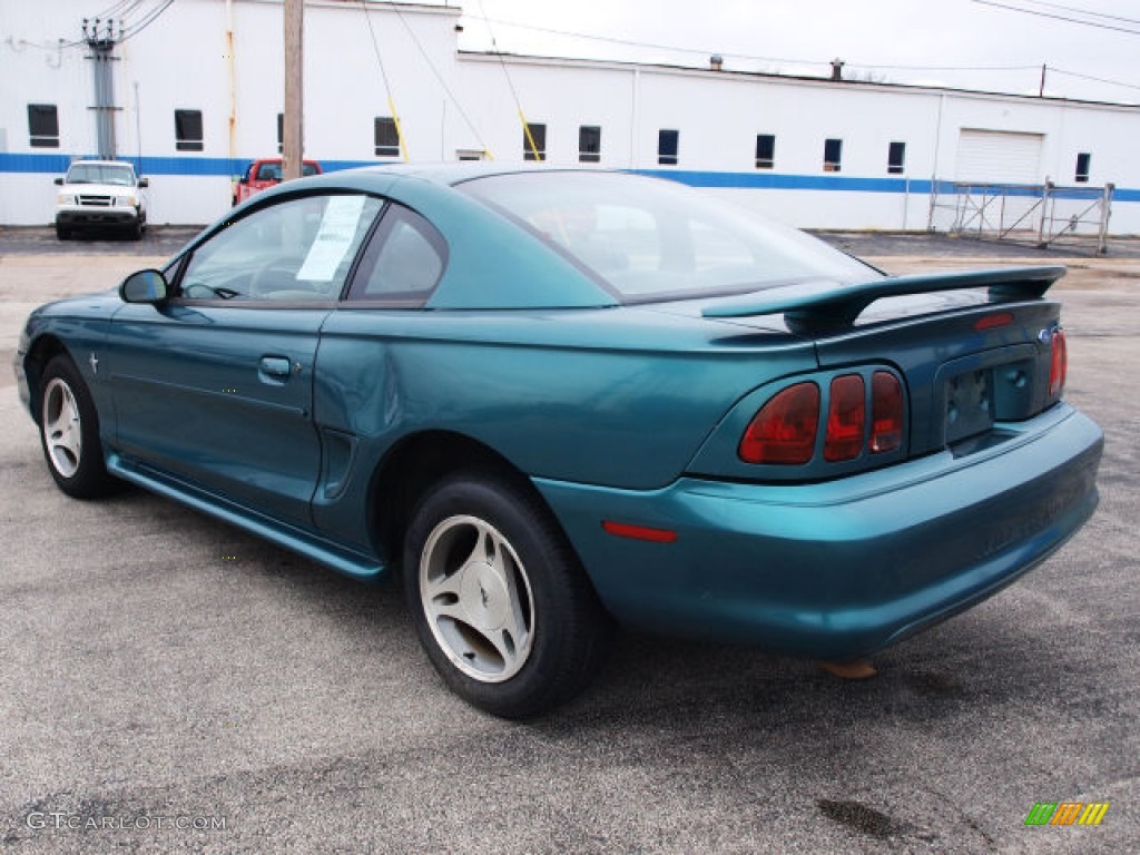 1996 Mustang V6 Coupe - Pacific Green Metallic / Saddle photo #3