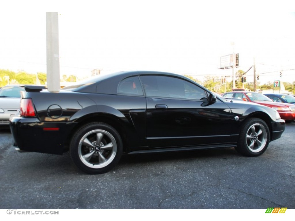 2004 Mustang GT Coupe - Black / Dark Charcoal photo #6