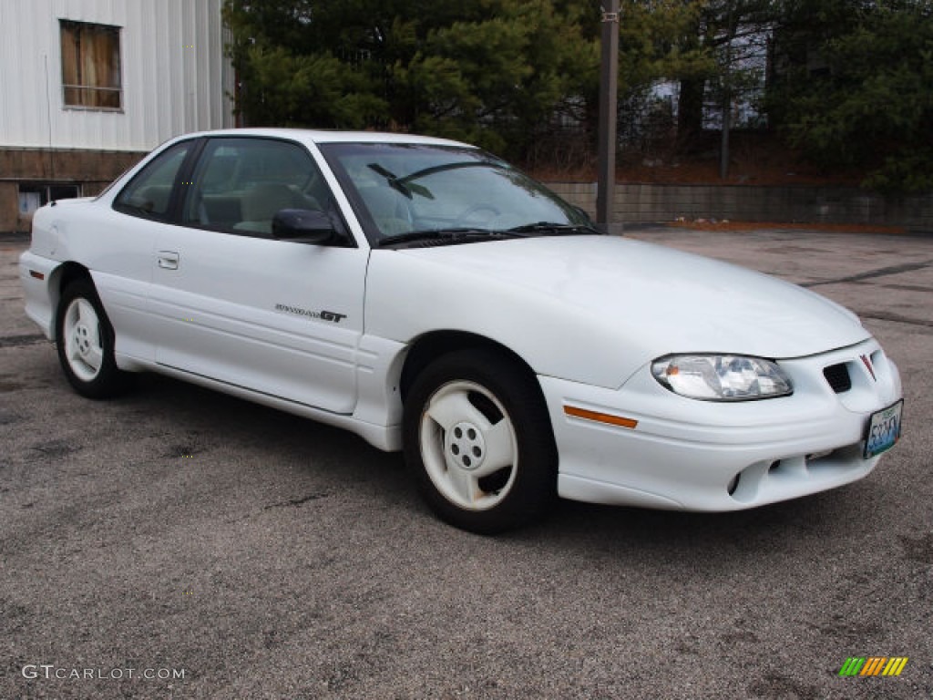 1996 Grand Am GT Coupe - Bright White / Neutral photo #2