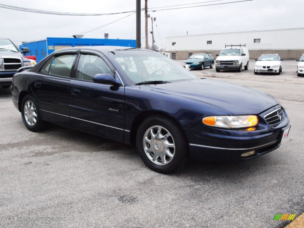 Midnight Blue Metallic 2000 Buick Regal LS Exterior Photo #61385619
