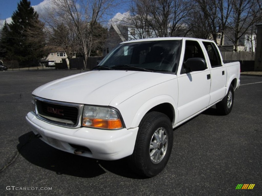 2003 Sonoma SLS Crew Cab 4x4 - Summit White / Graphite photo #2