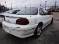 1996 Bright White Pontiac Grand Am SE Coupe  photo #2