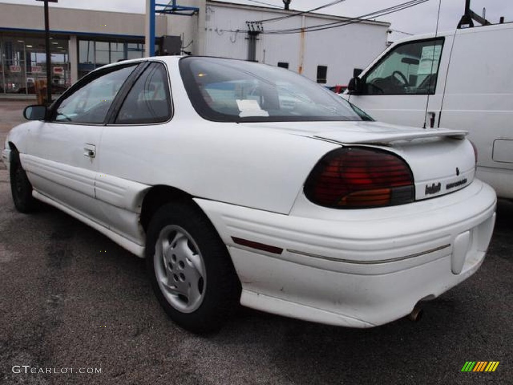 1996 Grand Am SE Coupe - Bright White / Pewter photo #3