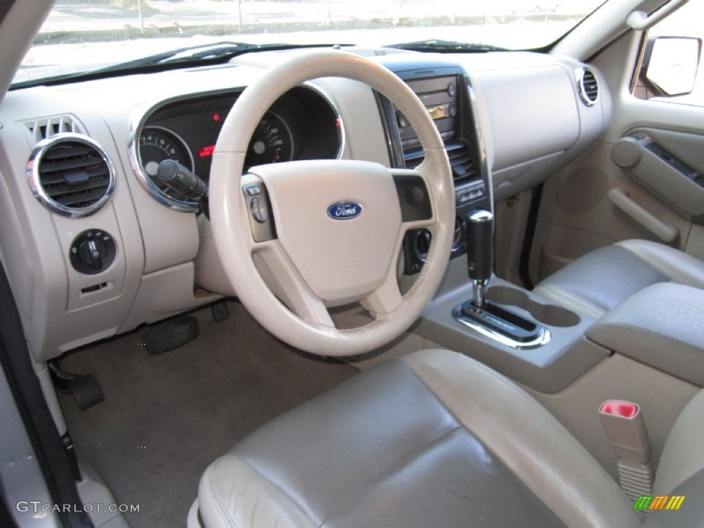 2006 Ford Explorer XLT 4x4 Stone Dashboard Photo #61386541