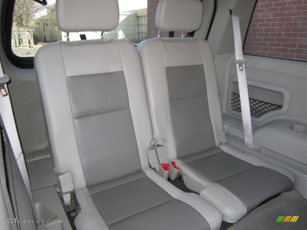 2006 Ford Explorer XLT 4x4 Rear Seat Photo #61386591