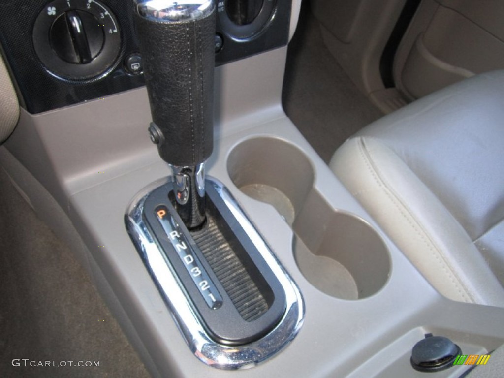 2006 Ford Explorer XLT 4x4 5 Speed Automatic Transmission Photo #61386618