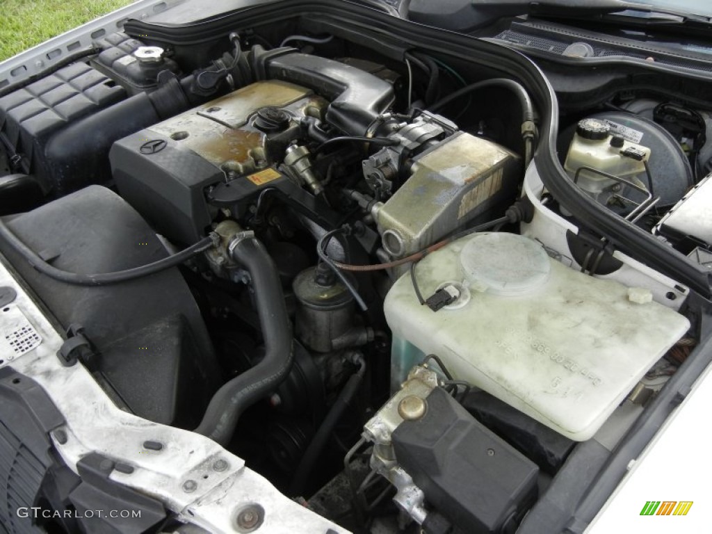 1995 Mercedes-Benz C 220 Sedan 2.2 Liter DOHC 16-Valve 4 Cylinder Engine Photo #61389393