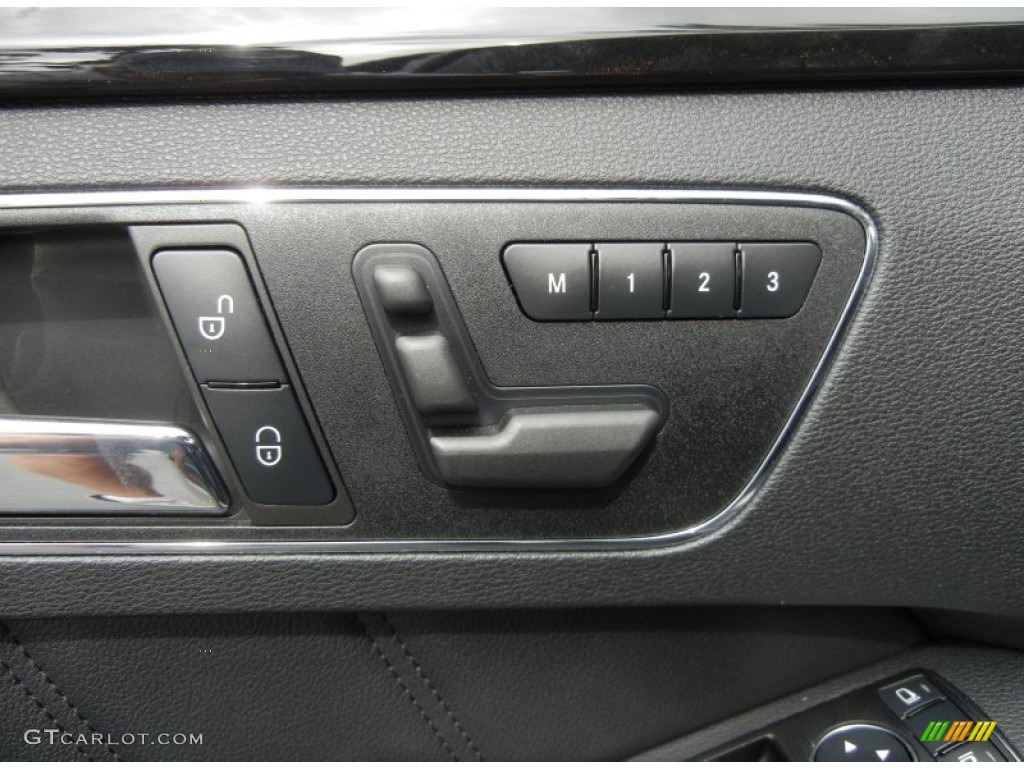 2011 Mercedes-Benz E 63 AMG Sedan Controls Photo #61389543