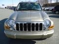 2006 Light Khaki Metallic Jeep Liberty Limited 4x4  photo #2