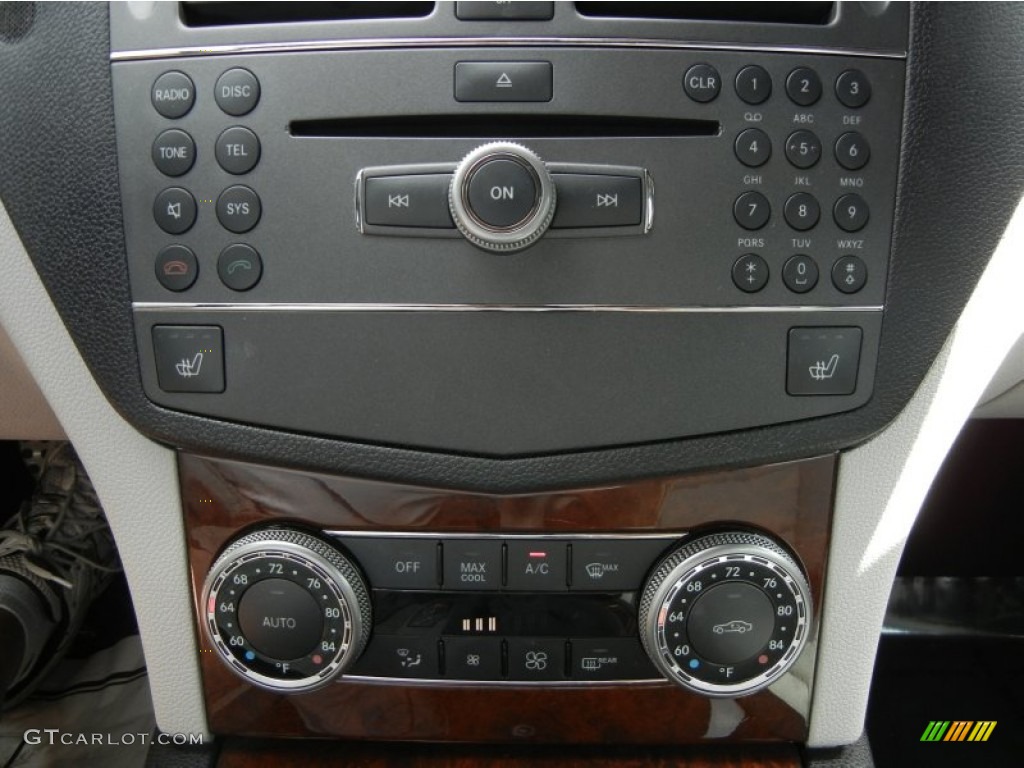 2010 Mercedes-Benz C 300 Sport Controls Photo #61390305