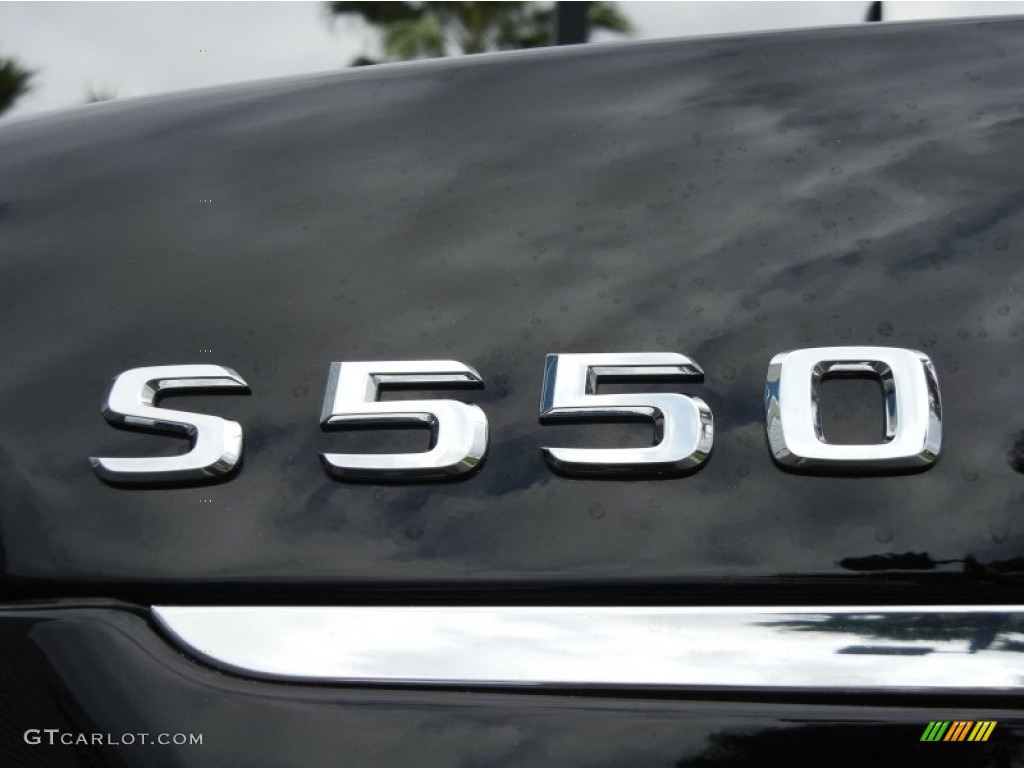 2010 Mercedes-Benz S 550 Sedan Marks and Logos Photo #61390455