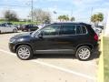 Deep Black Metallic - Tiguan SE Photo No. 4