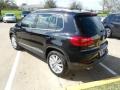 Deep Black Metallic - Tiguan SE Photo No. 5