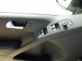 Deep Black Metallic - Tiguan SE Photo No. 21