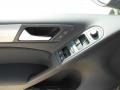 Black - Golf 4 Door TDI Photo No. 21