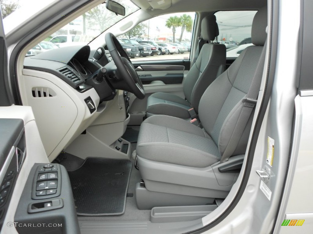 Aero Gray Interior 2012 Volkswagen Routan S Photo #61393399