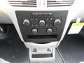 Aero Gray Controls Photo for 2012 Volkswagen Routan #61393489
