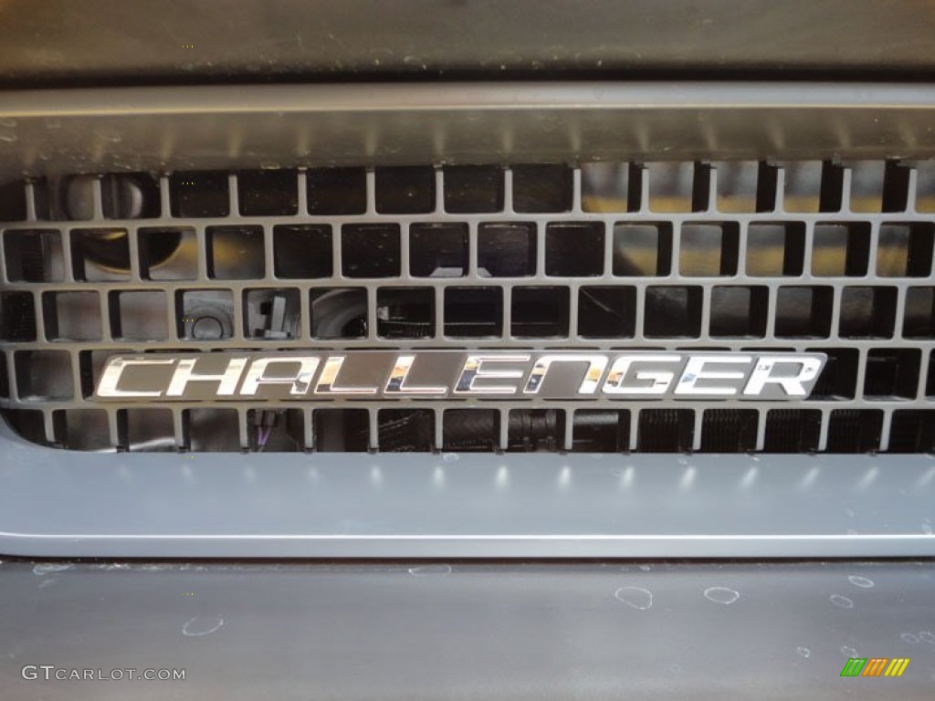 2012 Dodge Challenger SRT8 Yellow Jacket Marks and Logos Photo #61393750