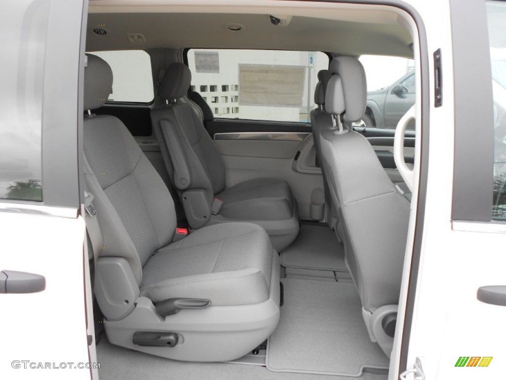 2012 Volkswagen Routan S Rear Seat Photo #61393804