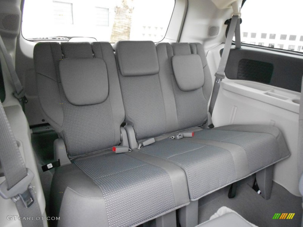 Aero Gray Interior 2012 Volkswagen Routan S Photo #61393807