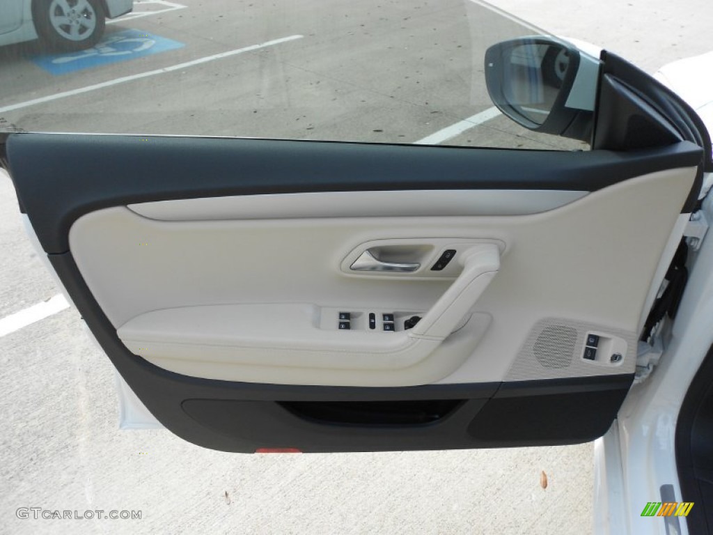 2012 Volkswagen CC R-Line Door Panel Photos