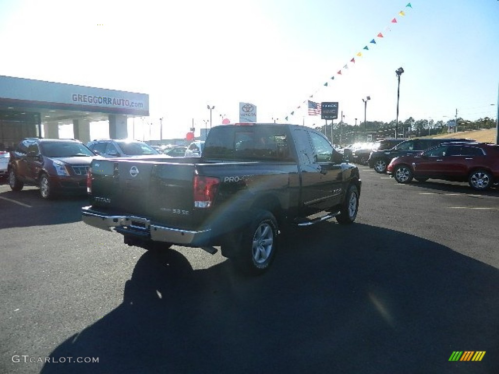 2009 Titan SE King Cab 4x4 - Timberline Green / Almond photo #3