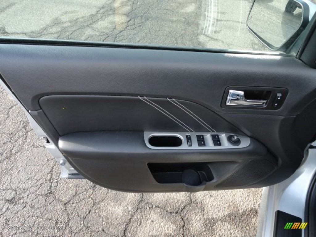 2010 Fusion Sport AWD - Brilliant Silver Metallic / Charcoal Black/Sport Black photo #14