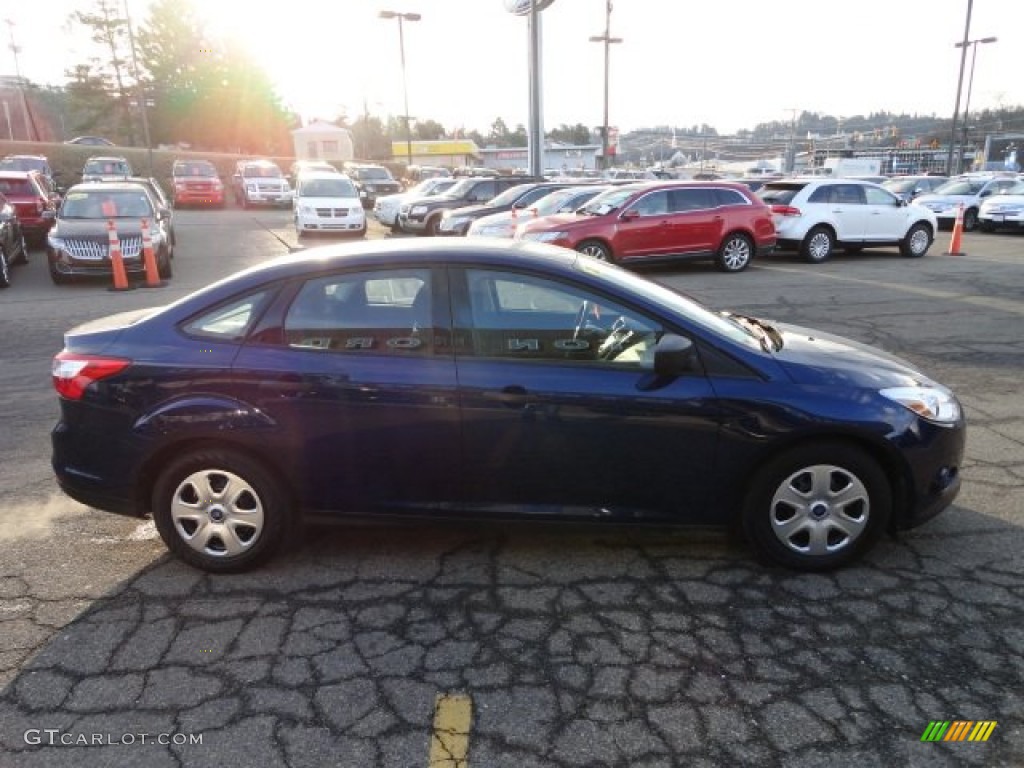 2012 Focus S Sedan - Kona Blue Metallic / Charcoal Black photo #5