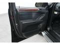 Black - GL 450 4Matic Photo No. 15