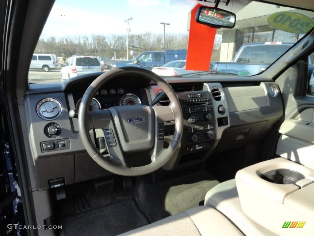 2010 F150 XLT SuperCab 4x4 - Dark Blue Pearl Metallic / Medium Stone photo #11