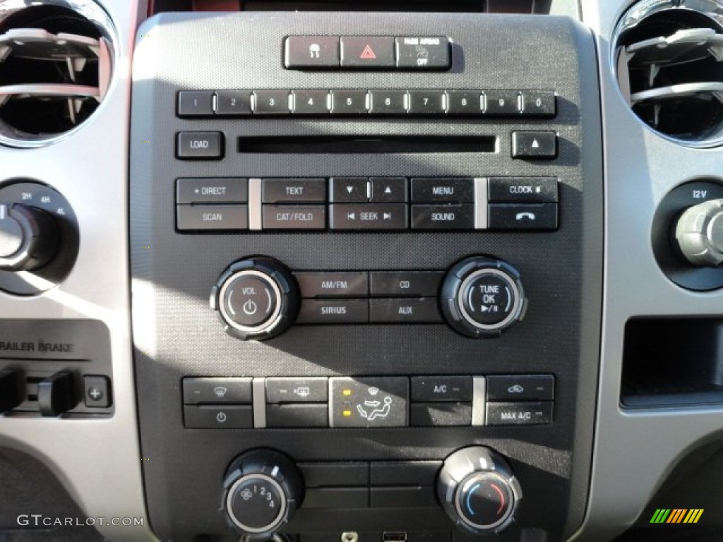 2010 F150 XLT SuperCab 4x4 - Dark Blue Pearl Metallic / Medium Stone photo #19