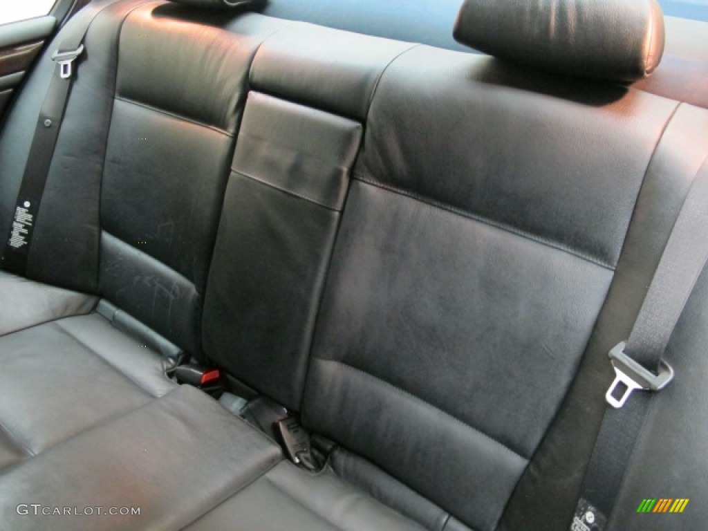 2002 3 Series 325xi Sedan - Jet Black / Black photo #17