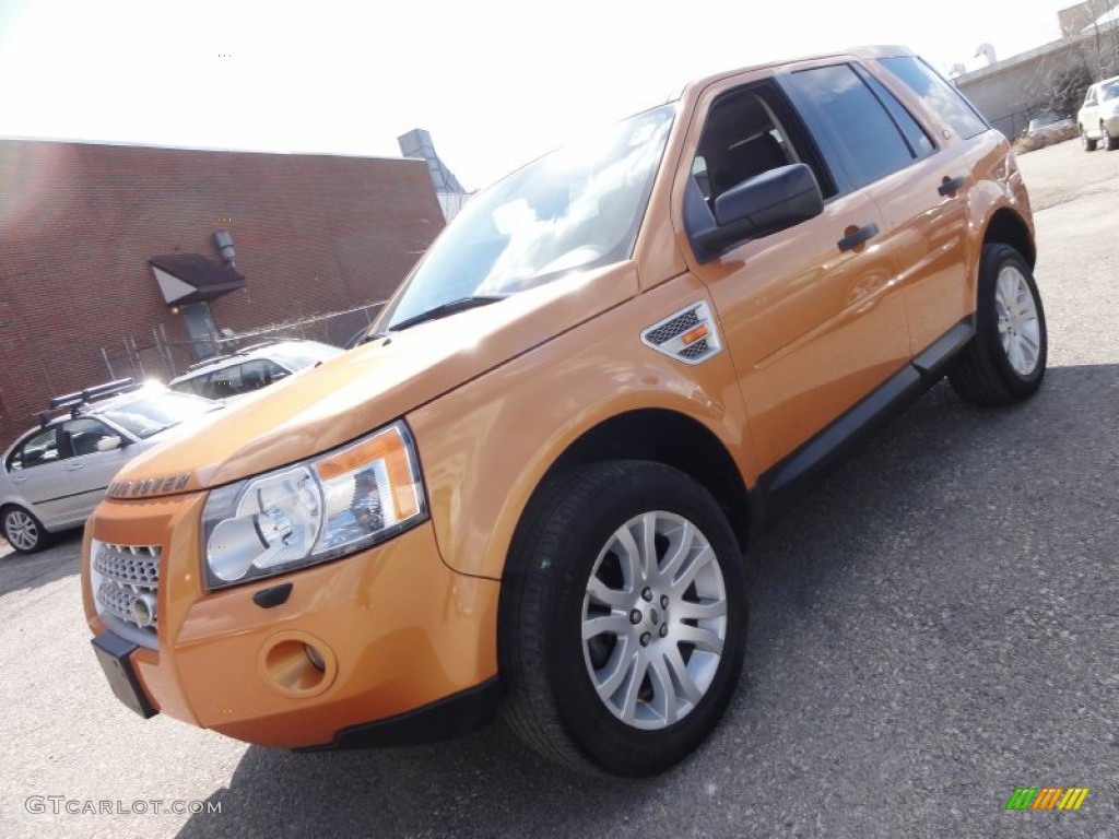 2008 LR2 SE - Tambora Flame Orange / Ebony Black photo #3