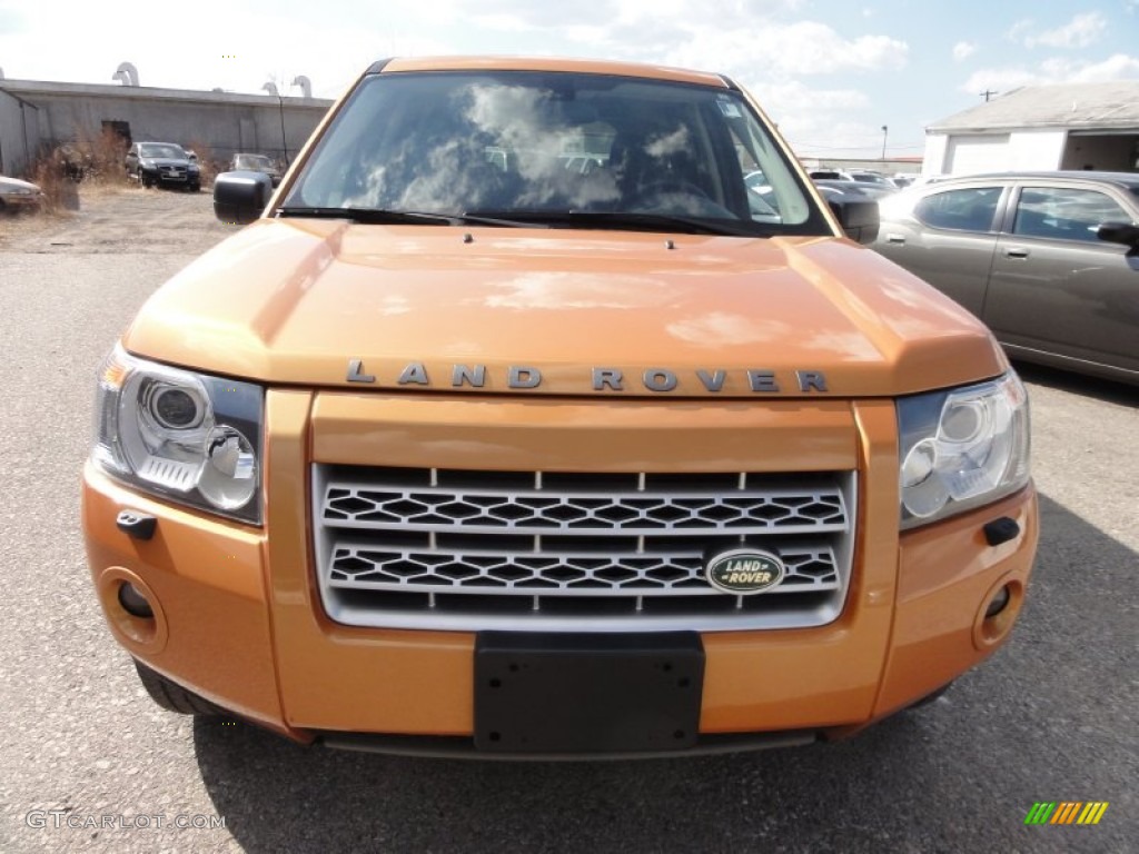 2008 LR2 SE - Tambora Flame Orange / Ebony Black photo #4