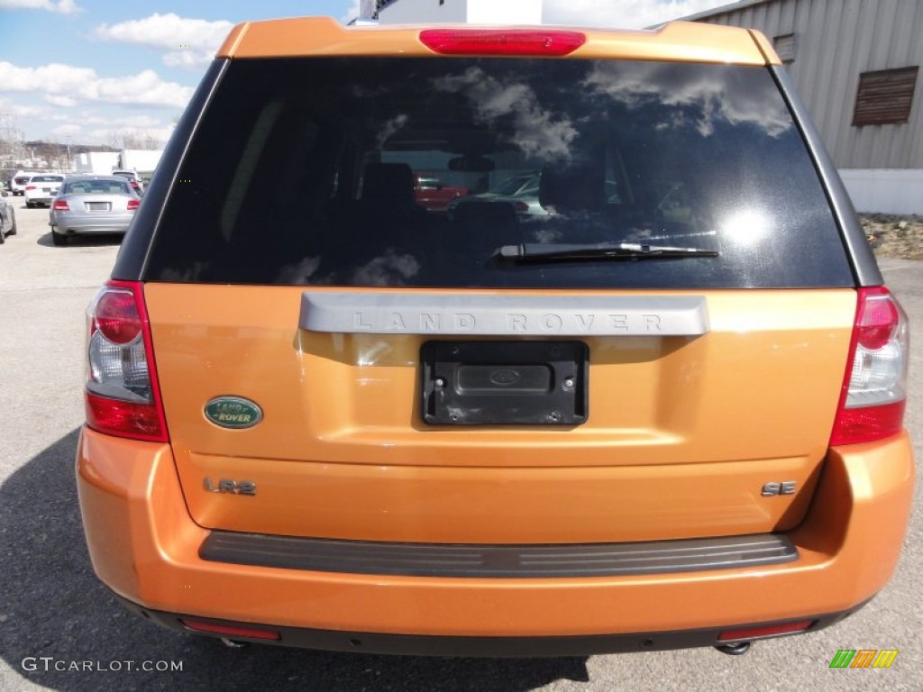 2008 LR2 SE - Tambora Flame Orange / Ebony Black photo #10