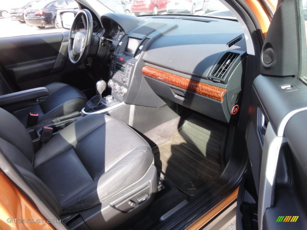 2008 LR2 SE - Tambora Flame Orange / Ebony Black photo #19