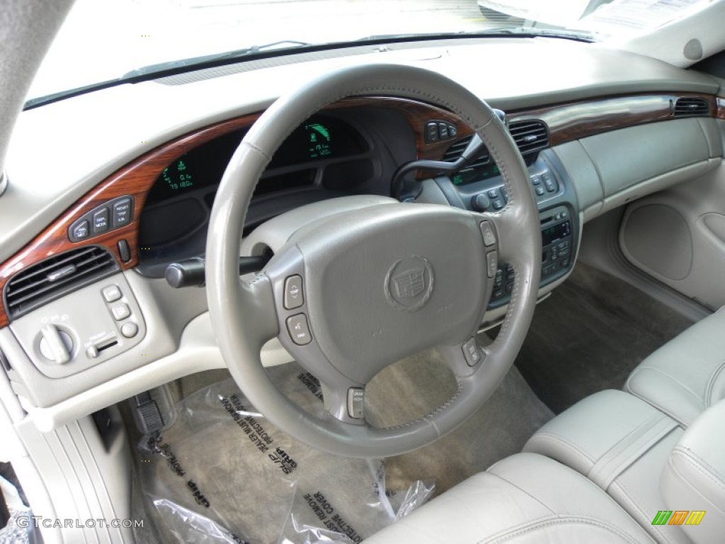 2003 Cadillac DeVille Sedan Neutral Shale Beige Steering Wheel Photo #61412706