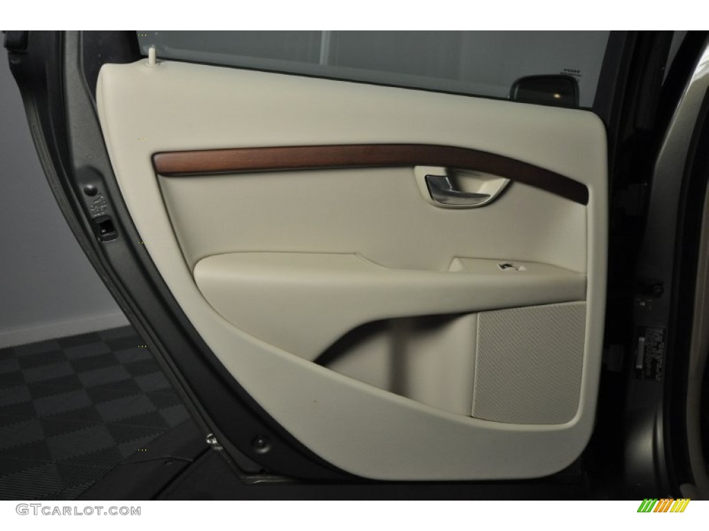 2009 XC70 3.2 AWD - Caper Green Metallic / Sandstone photo #16