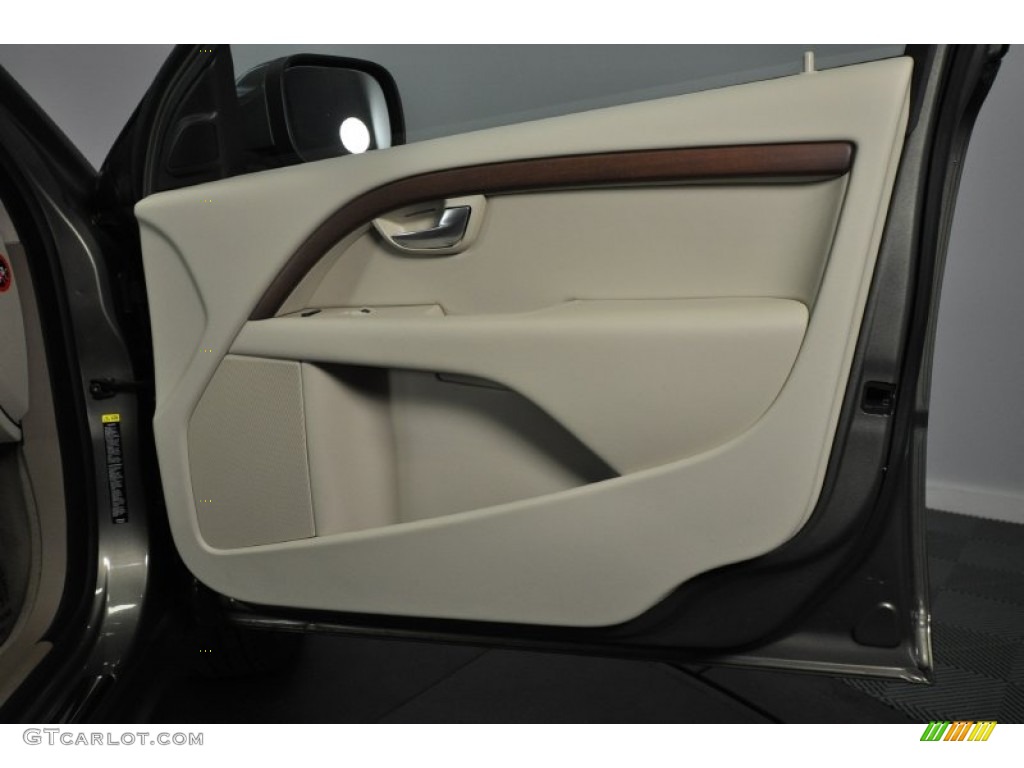 2009 XC70 3.2 AWD - Caper Green Metallic / Sandstone photo #26