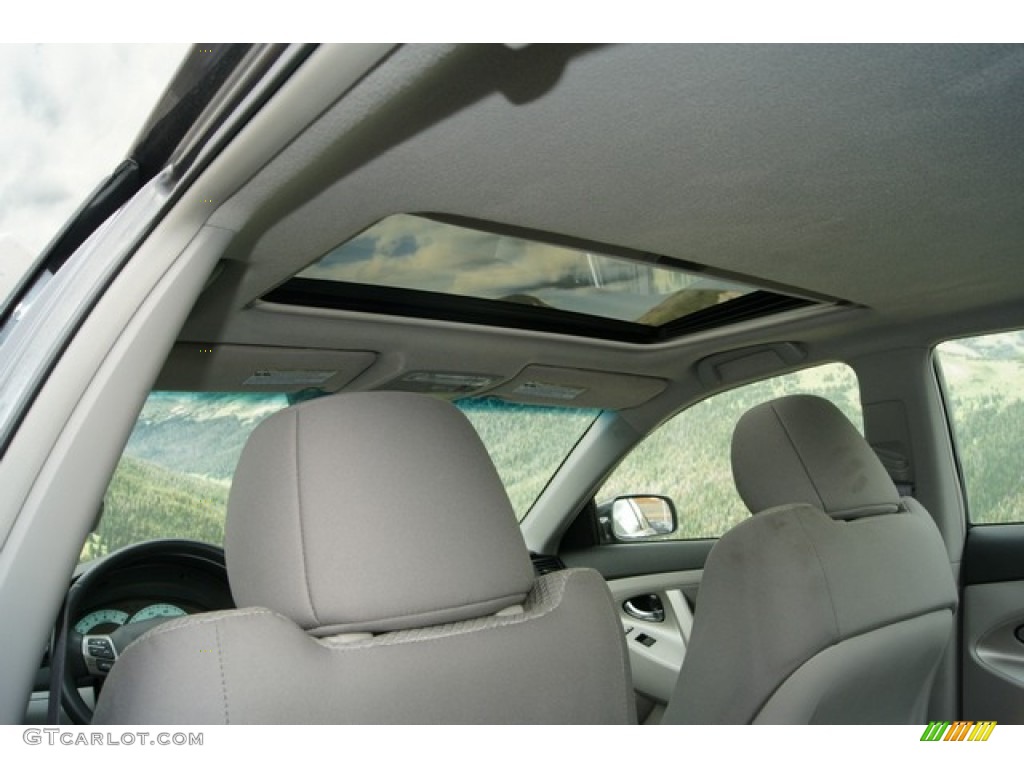2009 Camry SE - Magnetic Gray Metallic / Ash photo #17
