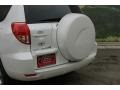Super White - RAV4 Limited V6 4WD Photo No. 22