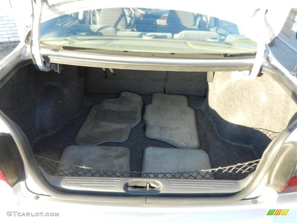 2002 Malibu LS Sedan - Galaxy Silver Metallic / Gray photo #8