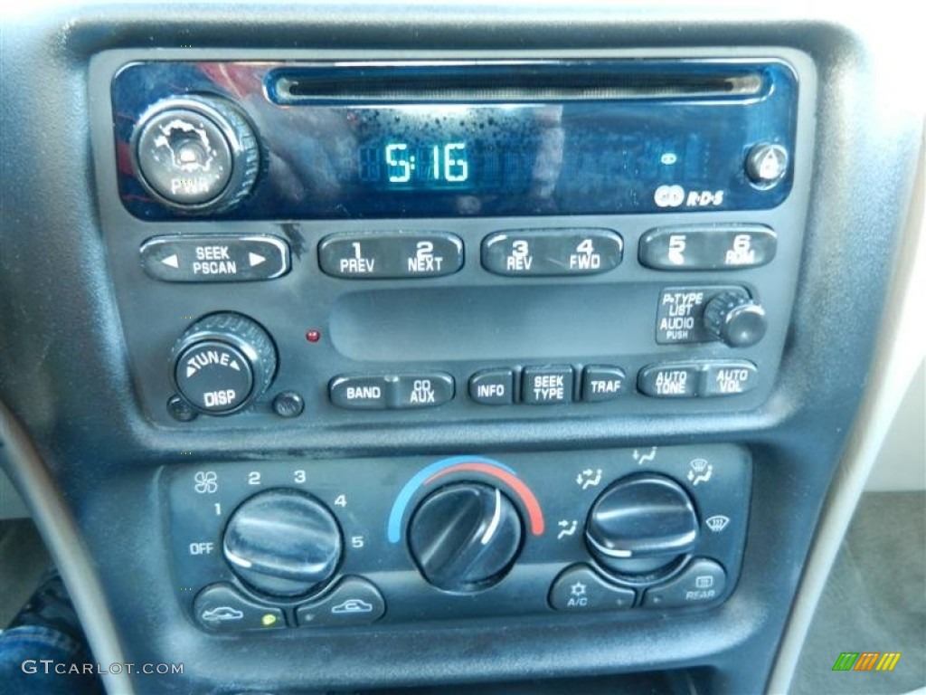 2002 Malibu LS Sedan - Galaxy Silver Metallic / Gray photo #20