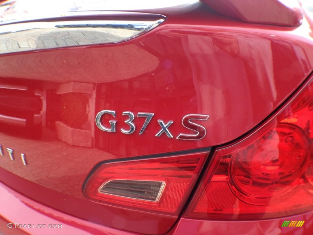 2009 Infiniti G 37 x S Sedan Marks and Logos Photos