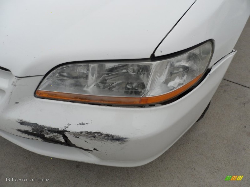 1998 Accord LX Sedan - Taffeta White / Ivory photo #11