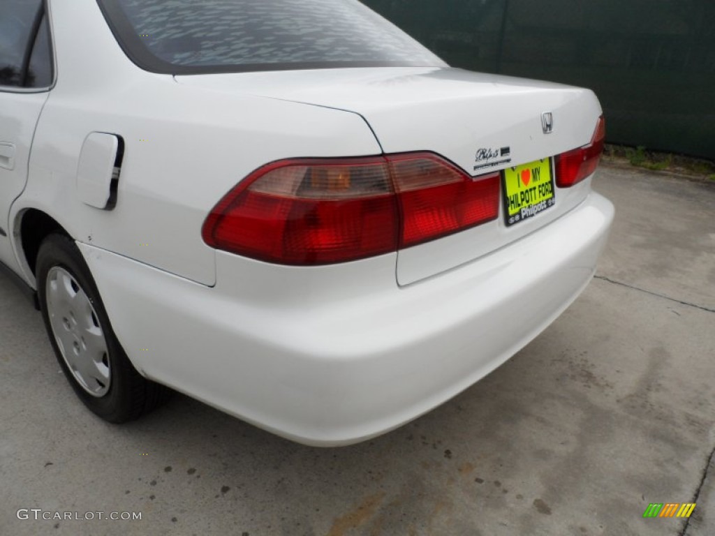 1998 Accord LX Sedan - Taffeta White / Ivory photo #21