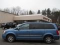 2011 Sapphire Crystal Metallic Chrysler Town & Country Touring - L  photo #16