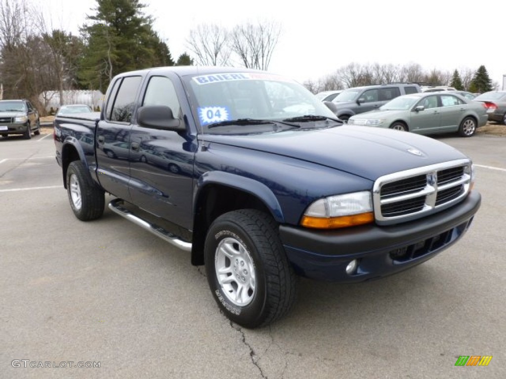 2004 Dakota Sport Quad Cab 4x4 - Patriot Blue Pearl / Dark Slate Gray photo #1