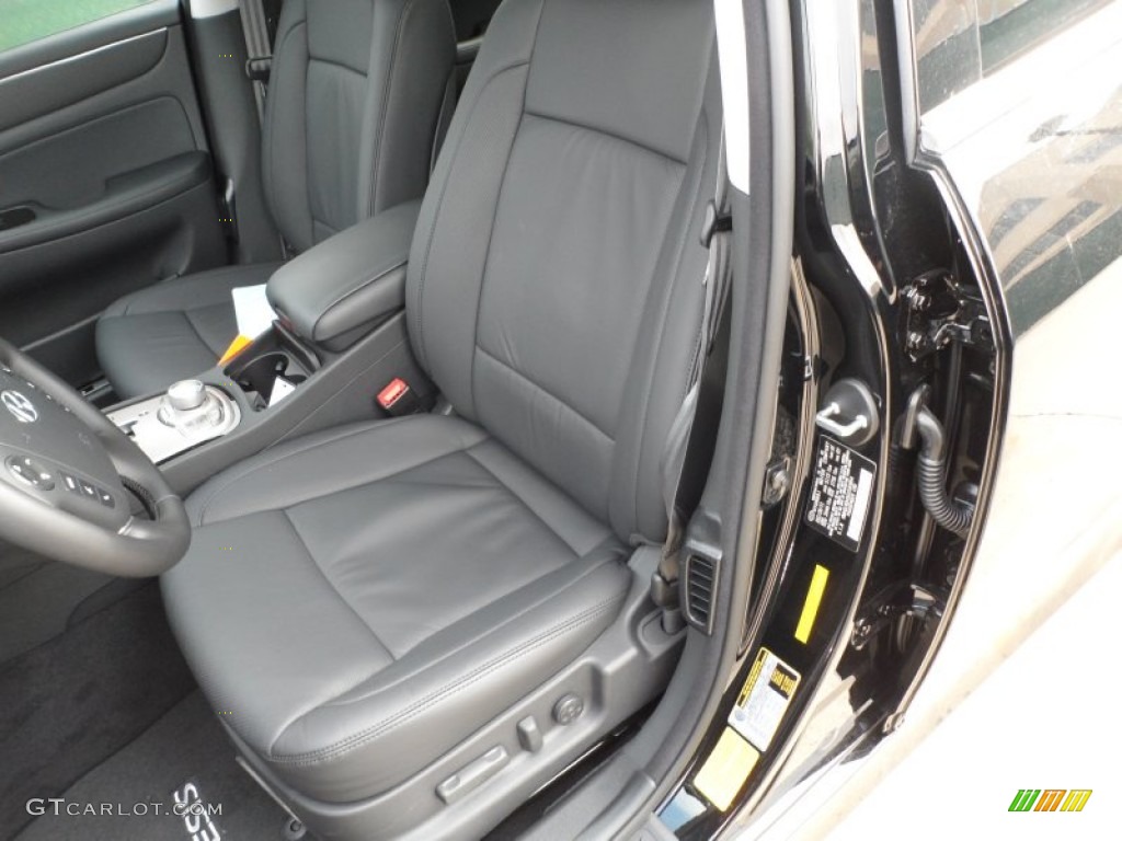 Jet Black Interior 2012 Hyundai Genesis 5.0 Sedan Photo #61425700